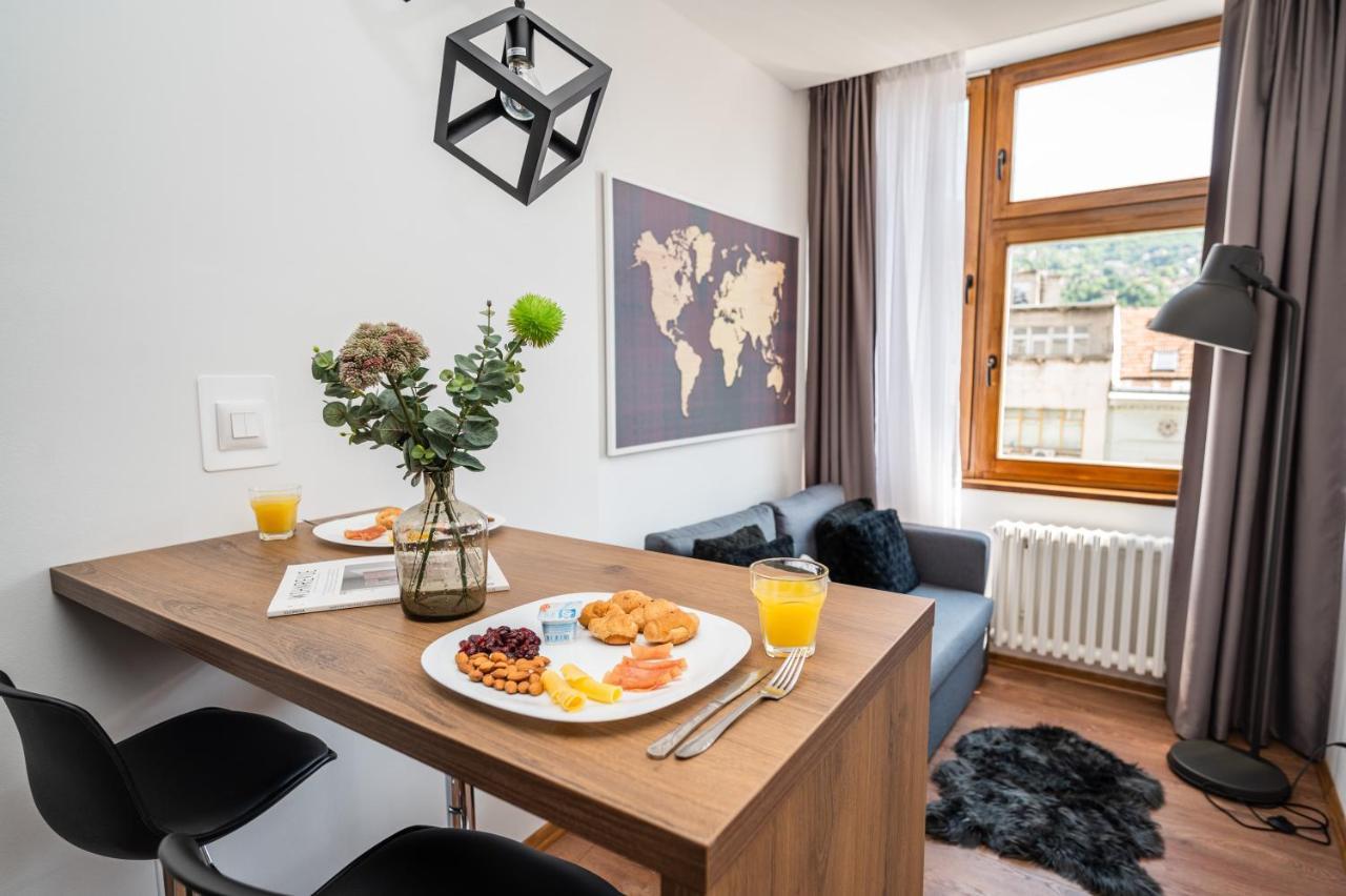 Modern And Bright Apartments - Main Street Сараево Экстерьер фото
