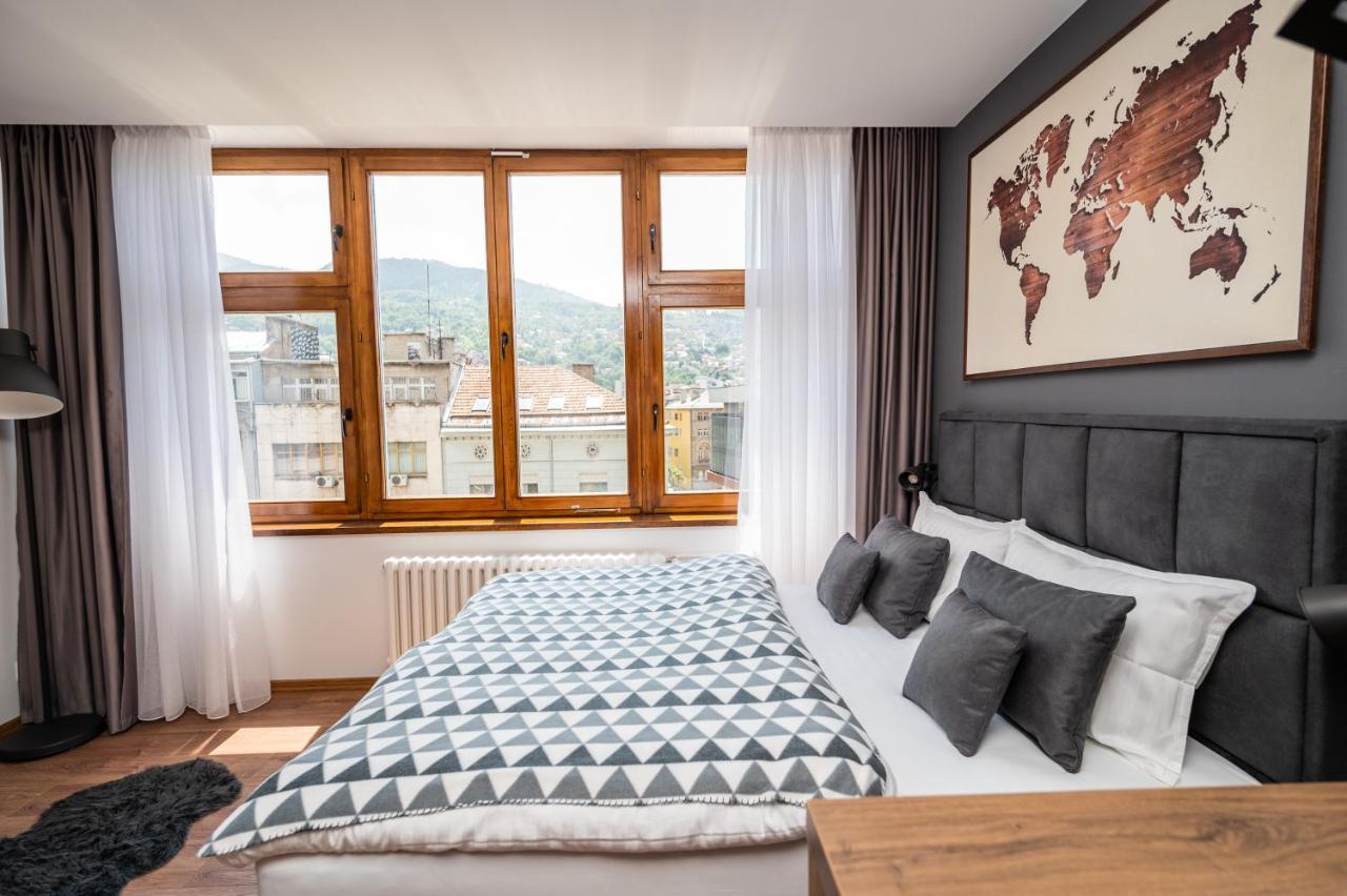 Modern And Bright Apartments - Main Street Сараево Экстерьер фото